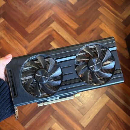 La RTX 3060 12GB Gainward Ghost ofrece un excelente equilibrio entre rendimiento y eficiencia para jugar en 1080p y 1440p. Con arquitectura Ampere, 12GB de memoria GDDR6 y refrigeración de doble ventilador, es ideal para setups modernos con soporte completo para Ray Tracing y DLSS.